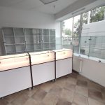 vitrine din pal si sticla realizate pentru magazin de ceasuri Bucuresti